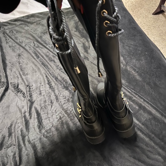 MK Women Combat Boots - Picture 6 of 14